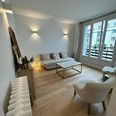 Eiffel Tower View Arc Triomphe Champs Elysées Area Appartamento